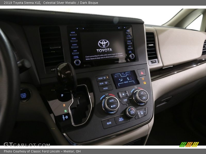 Celestial Silver Metallic / Dark Bisque 2019 Toyota Sienna XLE