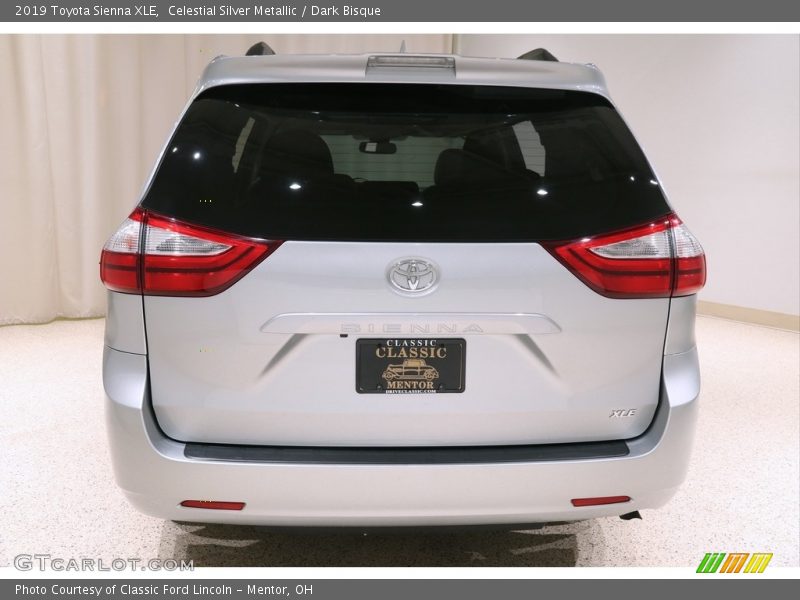 Celestial Silver Metallic / Dark Bisque 2019 Toyota Sienna XLE