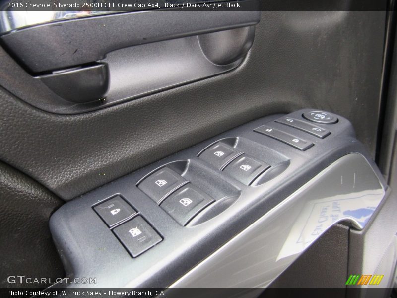 Door Panel of 2016 Silverado 2500HD LT Crew Cab 4x4