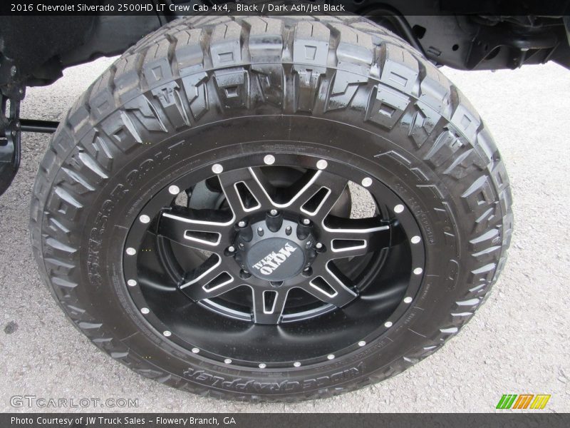 Custom Wheels of 2016 Silverado 2500HD LT Crew Cab 4x4