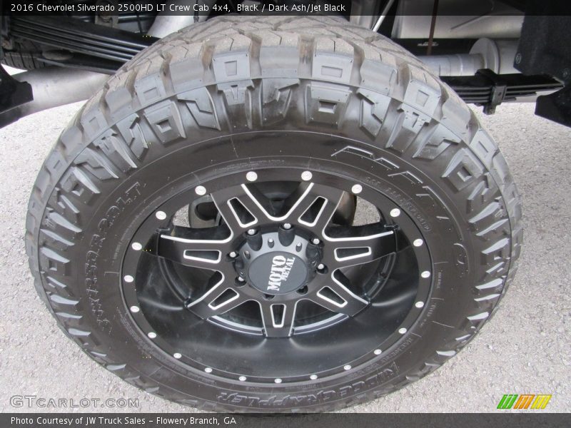 Custom Wheels of 2016 Silverado 2500HD LT Crew Cab 4x4