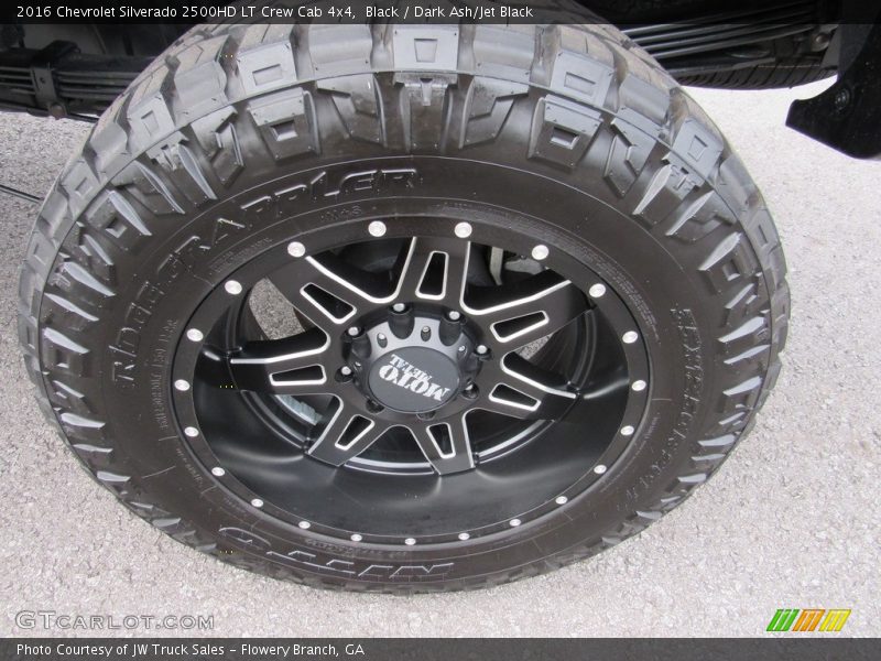 Custom Wheels of 2016 Silverado 2500HD LT Crew Cab 4x4