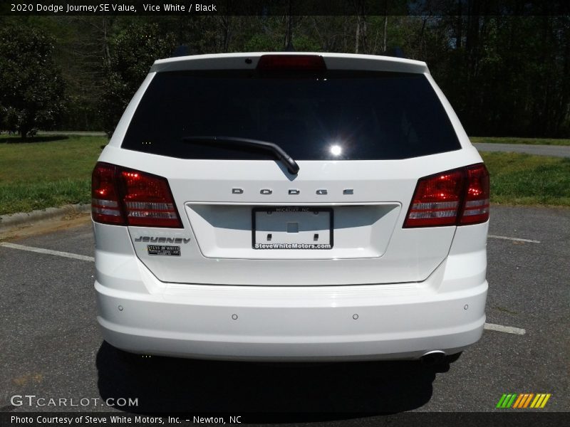 Vice White / Black 2020 Dodge Journey SE Value
