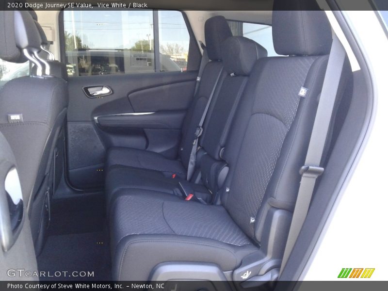 Vice White / Black 2020 Dodge Journey SE Value