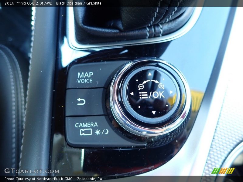 Controls of 2016 Q50 2.0t AWD