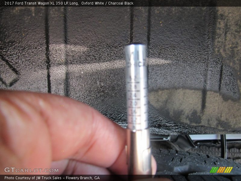  2017 Transit Wagon XL 350 LR Long Wheel
