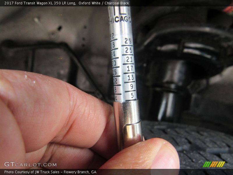 Oxford White / Charcoal Black 2017 Ford Transit Wagon XL 350 LR Long