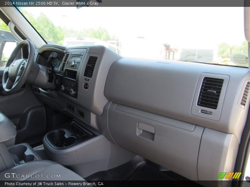 Glacier White / Gray 2014 Nissan NV 2500 HD SV