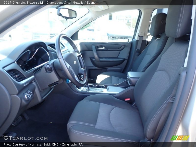Champagne Silver Metallic / Ebony 2017 Chevrolet Traverse LT