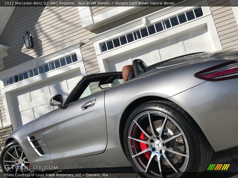 ALU-BEAM Metallic / designo Light Brown Natural Woven 2012 Mercedes-Benz SLS AMG Roadster