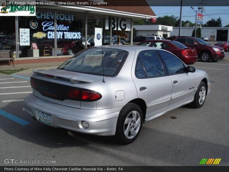 Ultra Silver Metallic / Graphite 2001 Pontiac Sunfire SE Sedan