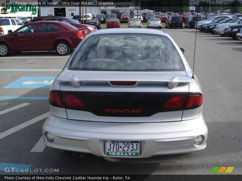 Ultra Silver Metallic / Graphite 2001 Pontiac Sunfire SE Sedan
