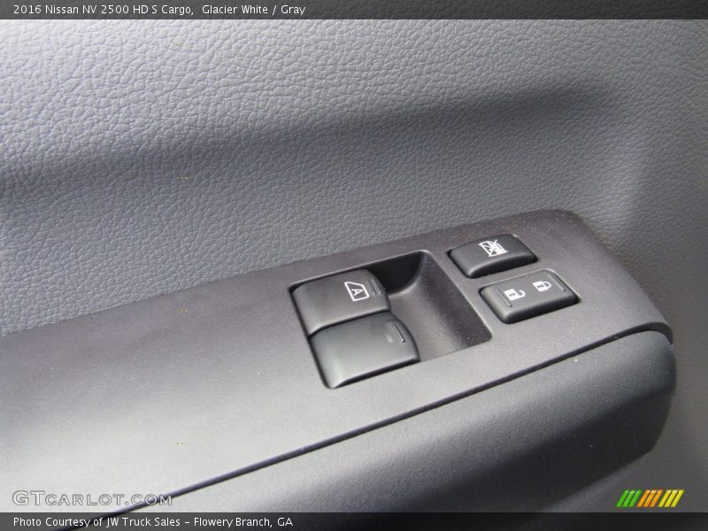 Glacier White / Gray 2016 Nissan NV 2500 HD S Cargo