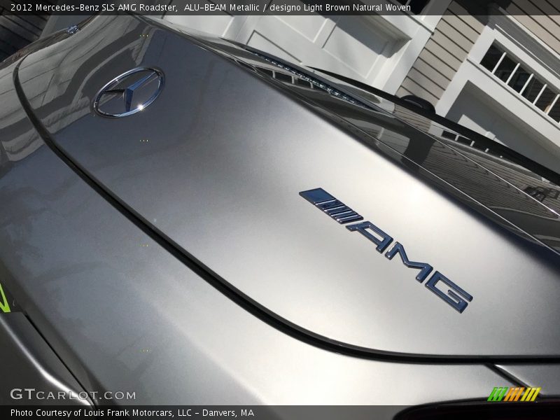 ALU-BEAM Metallic / designo Light Brown Natural Woven 2012 Mercedes-Benz SLS AMG Roadster