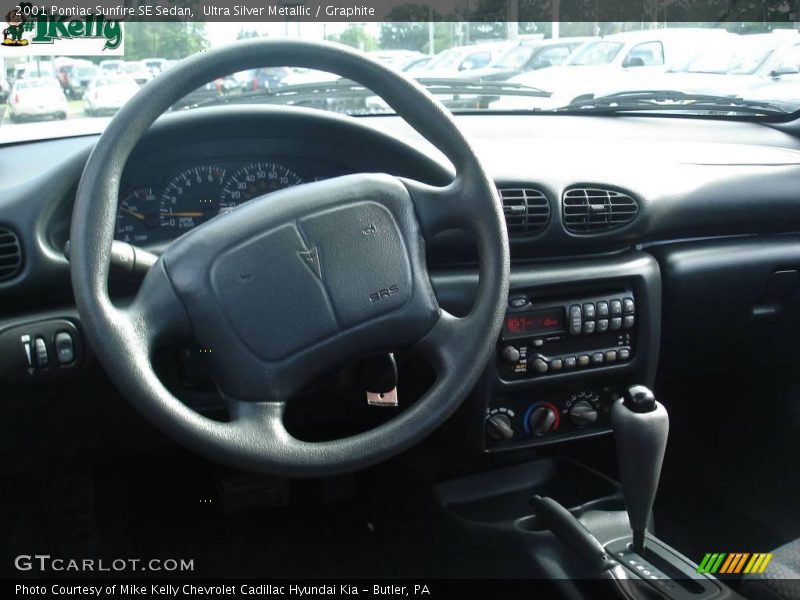 Ultra Silver Metallic / Graphite 2001 Pontiac Sunfire SE Sedan