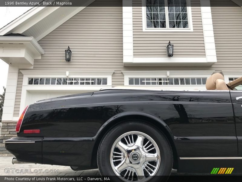 Black / Magnolia 1996 Bentley Azure