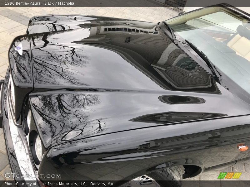 Black / Magnolia 1996 Bentley Azure