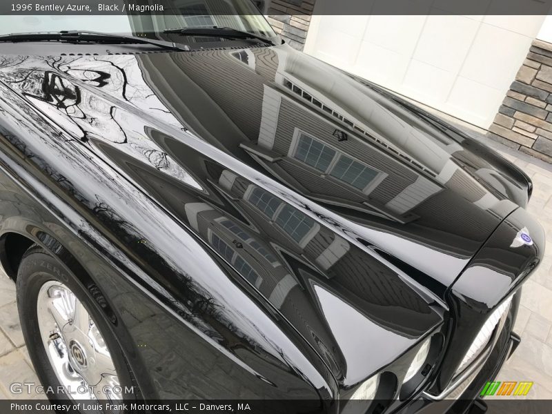 Black / Magnolia 1996 Bentley Azure