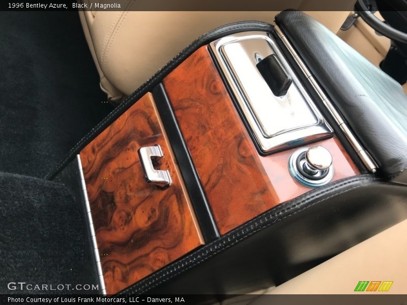 Black / Magnolia 1996 Bentley Azure