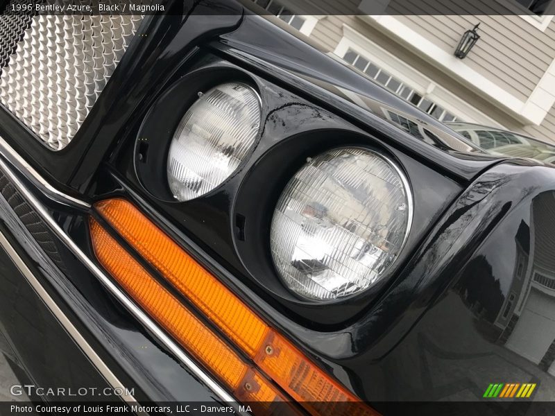 Black / Magnolia 1996 Bentley Azure