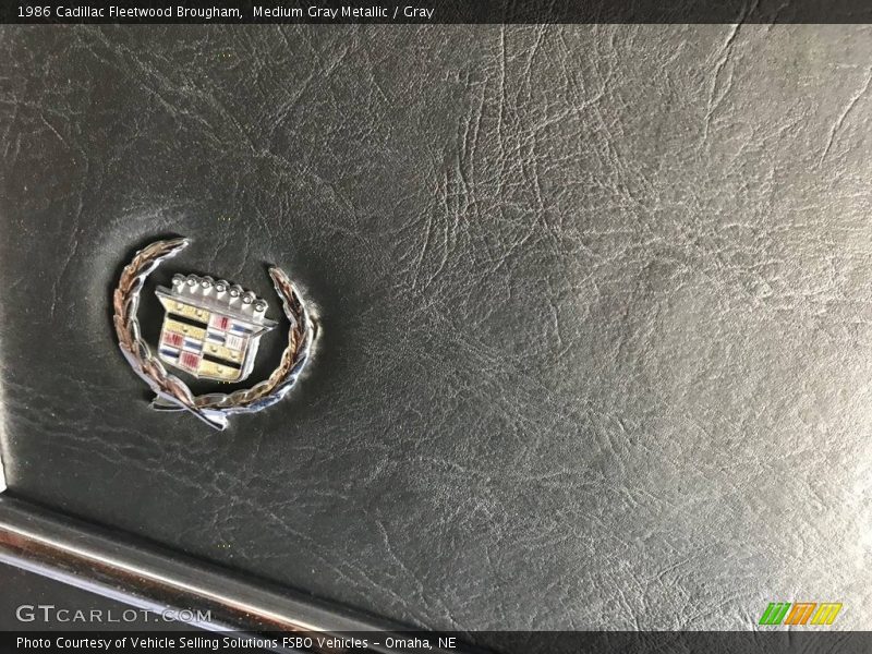  1986 Fleetwood Brougham Logo