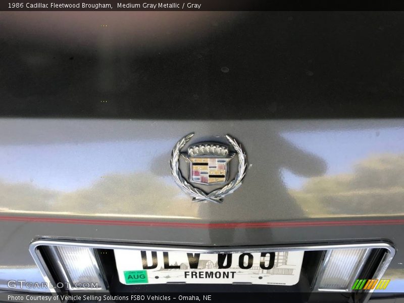  1986 Fleetwood Brougham Logo