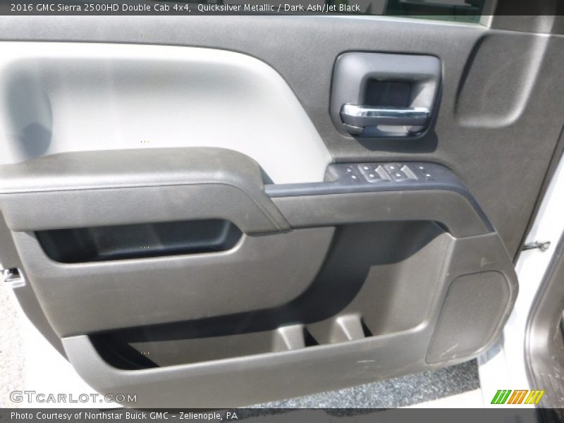 Door Panel of 2016 Sierra 2500HD Double Cab 4x4