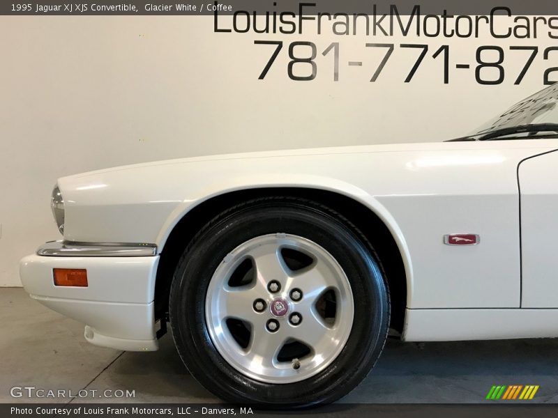 Glacier White / Coffee 1995 Jaguar XJ XJS Convertible