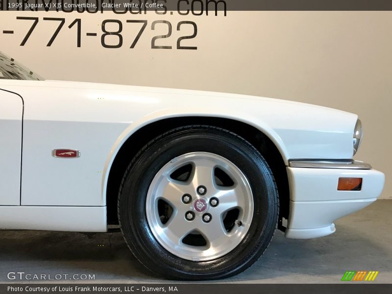 Glacier White / Coffee 1995 Jaguar XJ XJS Convertible