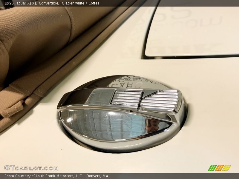Glacier White / Coffee 1995 Jaguar XJ XJS Convertible