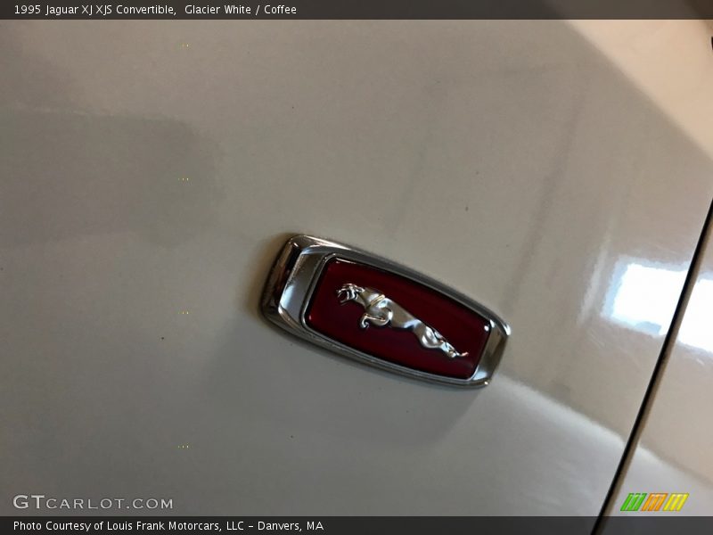 Glacier White / Coffee 1995 Jaguar XJ XJS Convertible