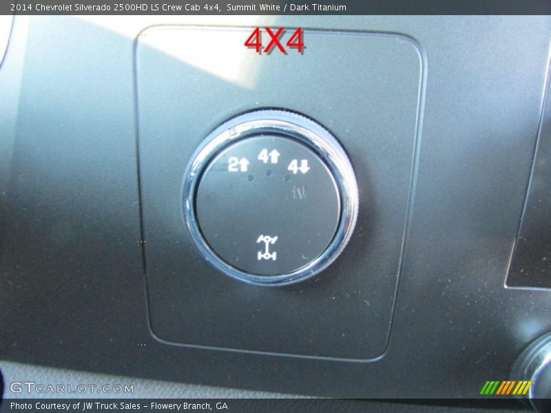 Summit White / Dark Titanium 2014 Chevrolet Silverado 2500HD LS Crew Cab 4x4
