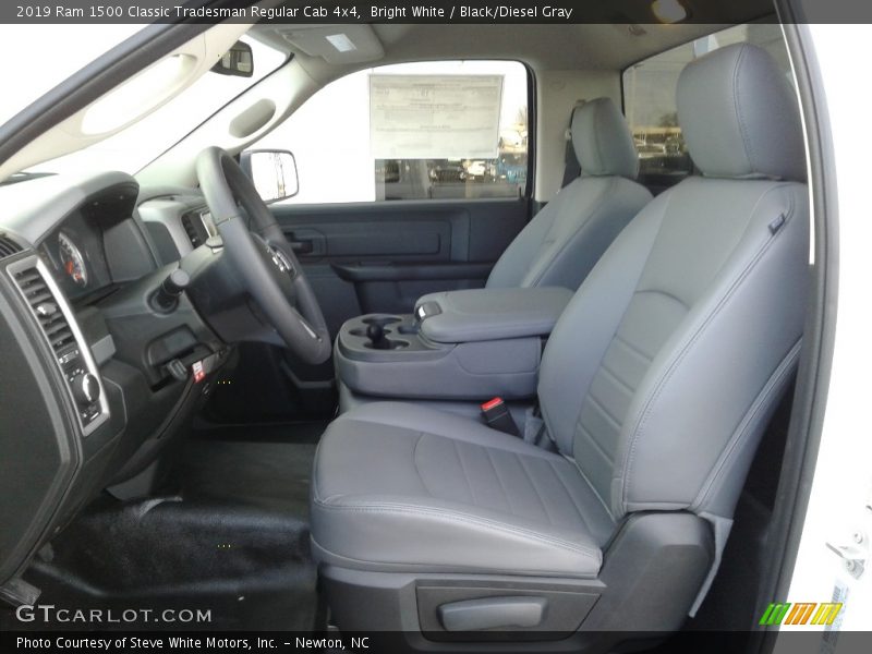  2019 1500 Classic Tradesman Regular Cab 4x4 Black/Diesel Gray Interior