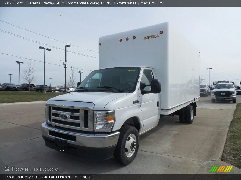 Oxford White / Medium Flint 2021 Ford E Series Cutaway E450 Commercial Moving Truck