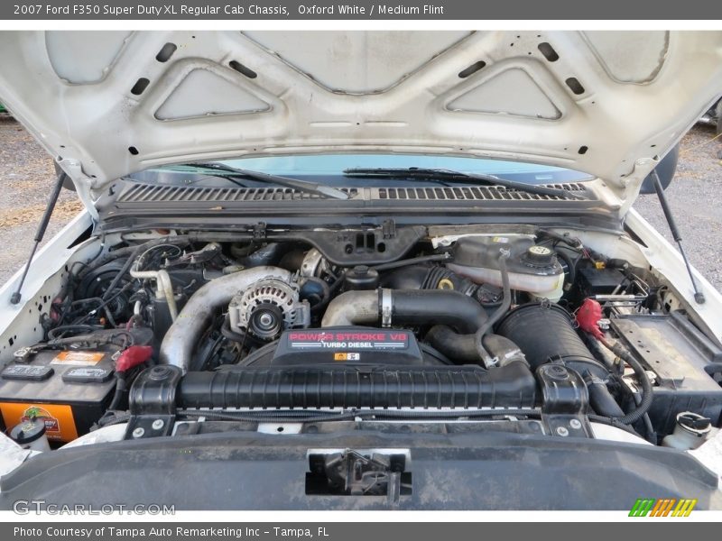 Oxford White / Medium Flint 2007 Ford F350 Super Duty XL Regular Cab Chassis