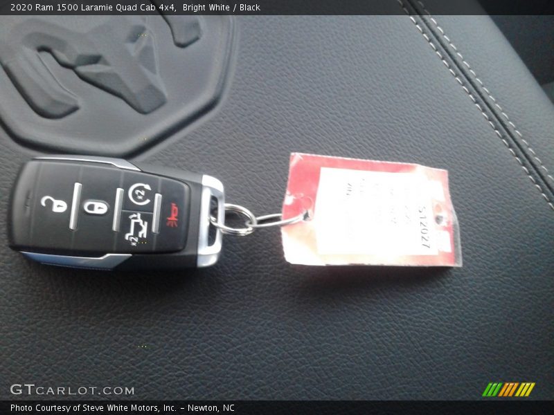 Bright White / Black 2020 Ram 1500 Laramie Quad Cab 4x4