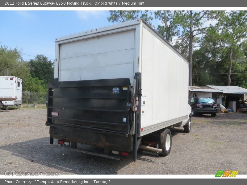 Oxford White / Medium Flint 2012 Ford E Series Cutaway E350 Moving Truck