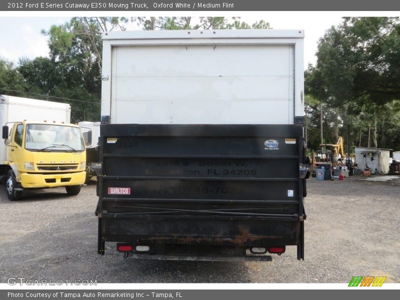 Oxford White / Medium Flint 2012 Ford E Series Cutaway E350 Moving Truck