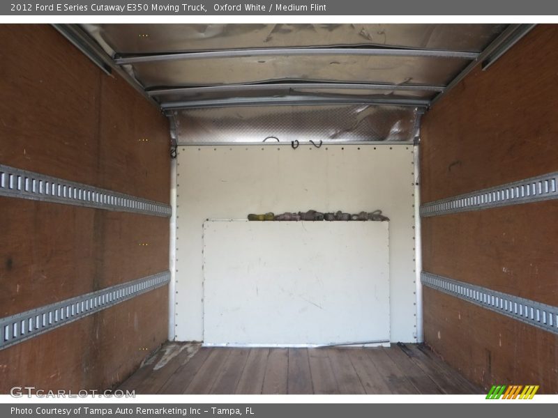 Oxford White / Medium Flint 2012 Ford E Series Cutaway E350 Moving Truck