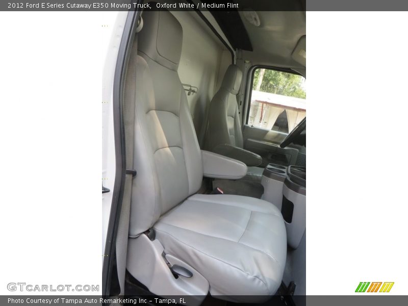 Oxford White / Medium Flint 2012 Ford E Series Cutaway E350 Moving Truck