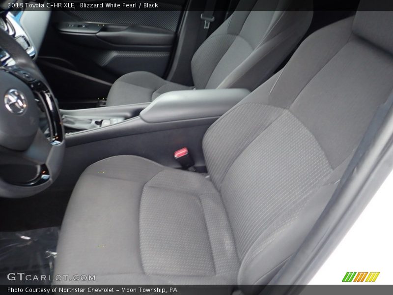 Blizzard White Pearl / Black 2018 Toyota C-HR XLE