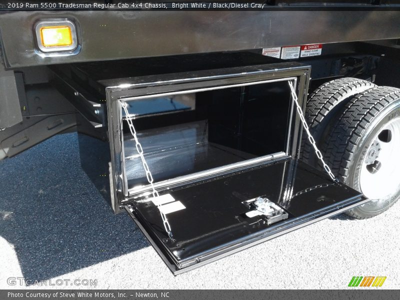 Bright White / Black/Diesel Gray 2019 Ram 5500 Tradesman Regular Cab 4x4 Chassis