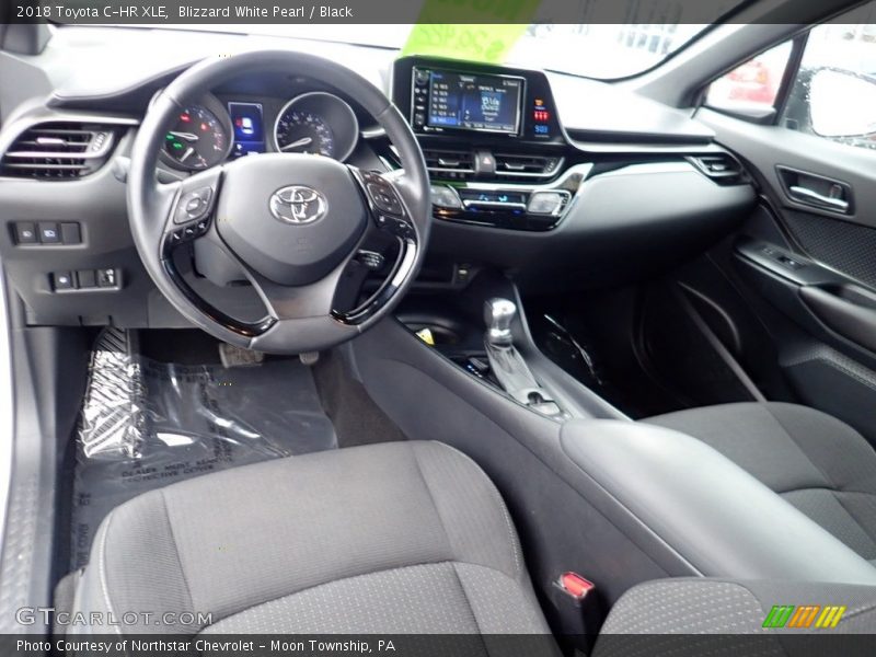 Blizzard White Pearl / Black 2018 Toyota C-HR XLE