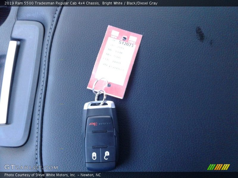 Bright White / Black/Diesel Gray 2019 Ram 5500 Tradesman Regular Cab 4x4 Chassis