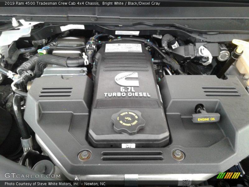 Bright White / Black/Diesel Gray 2019 Ram 4500 Tradesman Crew Cab 4x4 Chassis