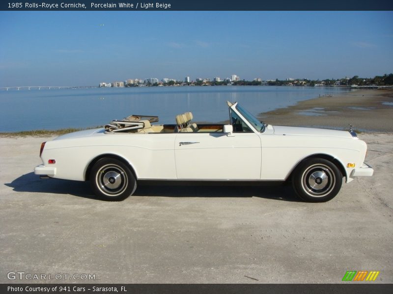 Porcelain White / Light Beige 1985 Rolls-Royce Corniche