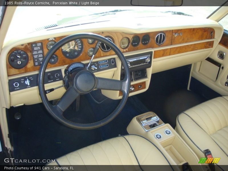 Porcelain White / Light Beige 1985 Rolls-Royce Corniche