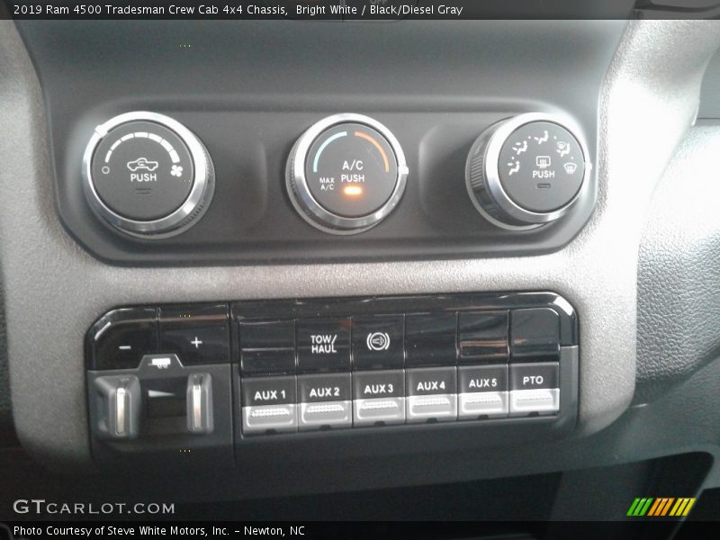 Bright White / Black/Diesel Gray 2019 Ram 4500 Tradesman Crew Cab 4x4 Chassis