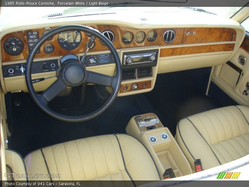 Porcelain White / Light Beige 1985 Rolls-Royce Corniche