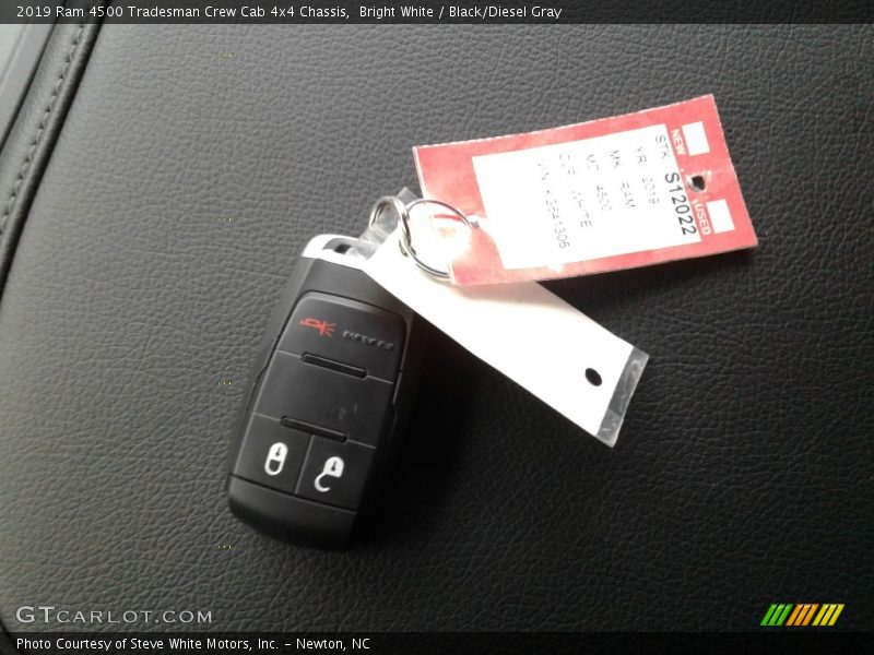 Bright White / Black/Diesel Gray 2019 Ram 4500 Tradesman Crew Cab 4x4 Chassis